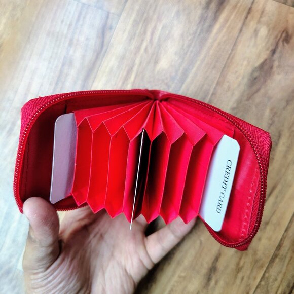 Genuine Leather Palm Wallet for Women with RFID Blocking - Picture 12 of 15